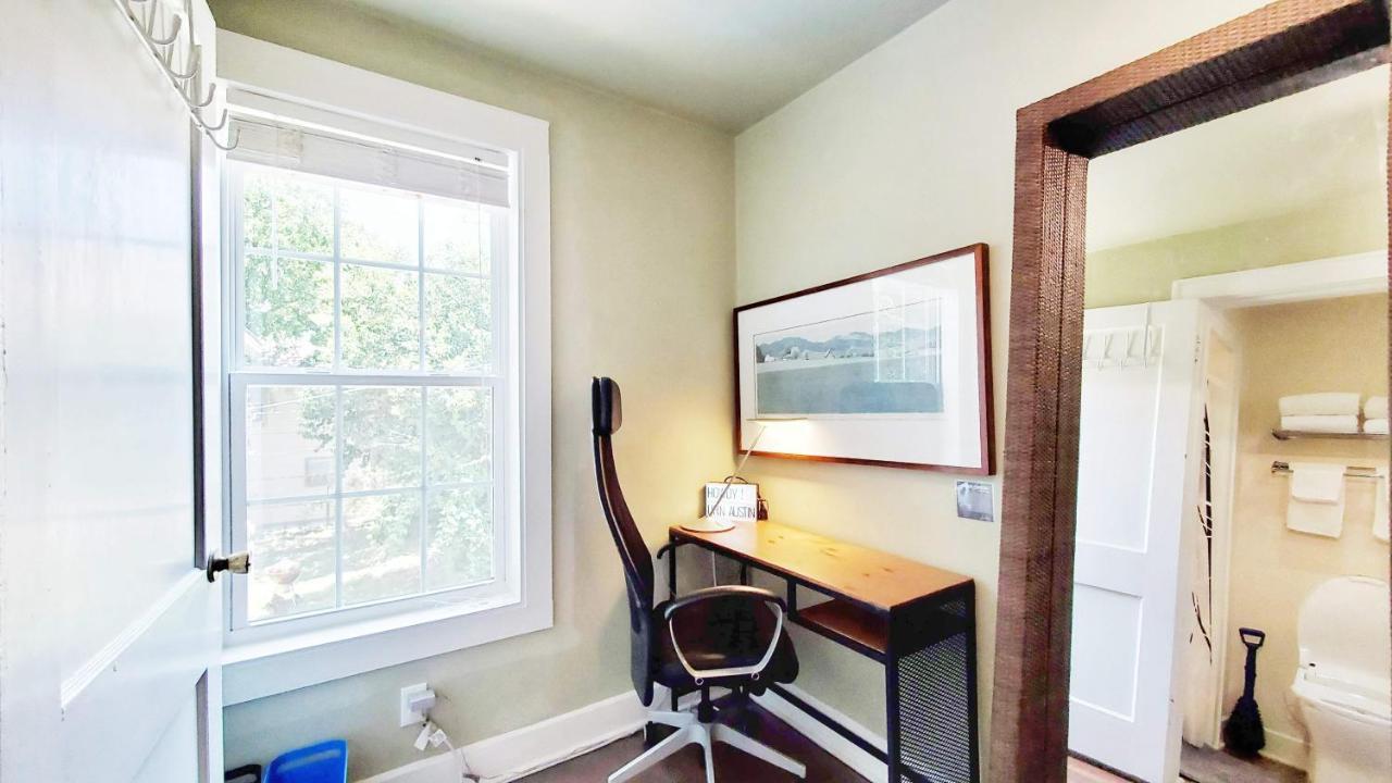 Ut Moody Center Downtown Eco Pecan Tree House Free Wifi Parking Quiet Office Austin Luaran gambar