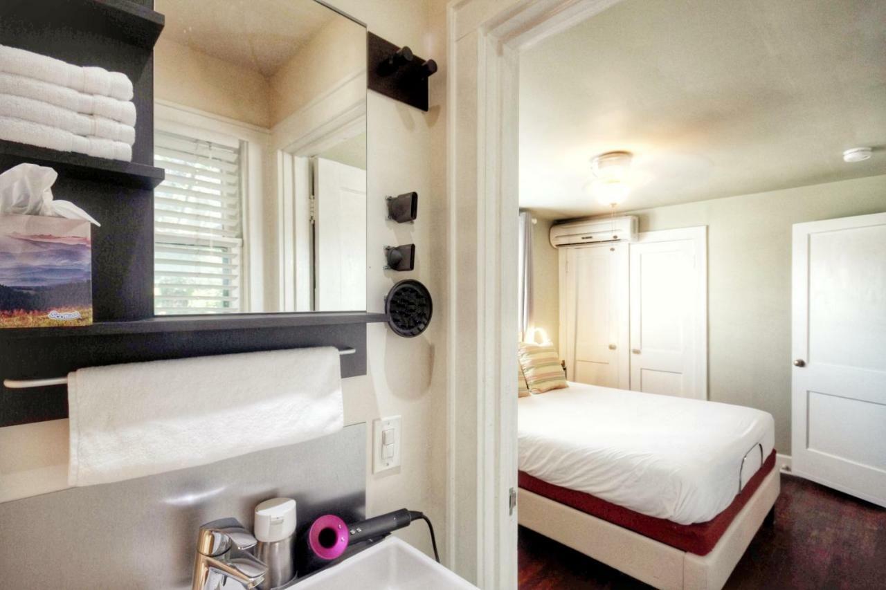 Ut Moody Center Downtown Eco Pecan Tree House Free Wifi Parking Quiet Office Austin Luaran gambar